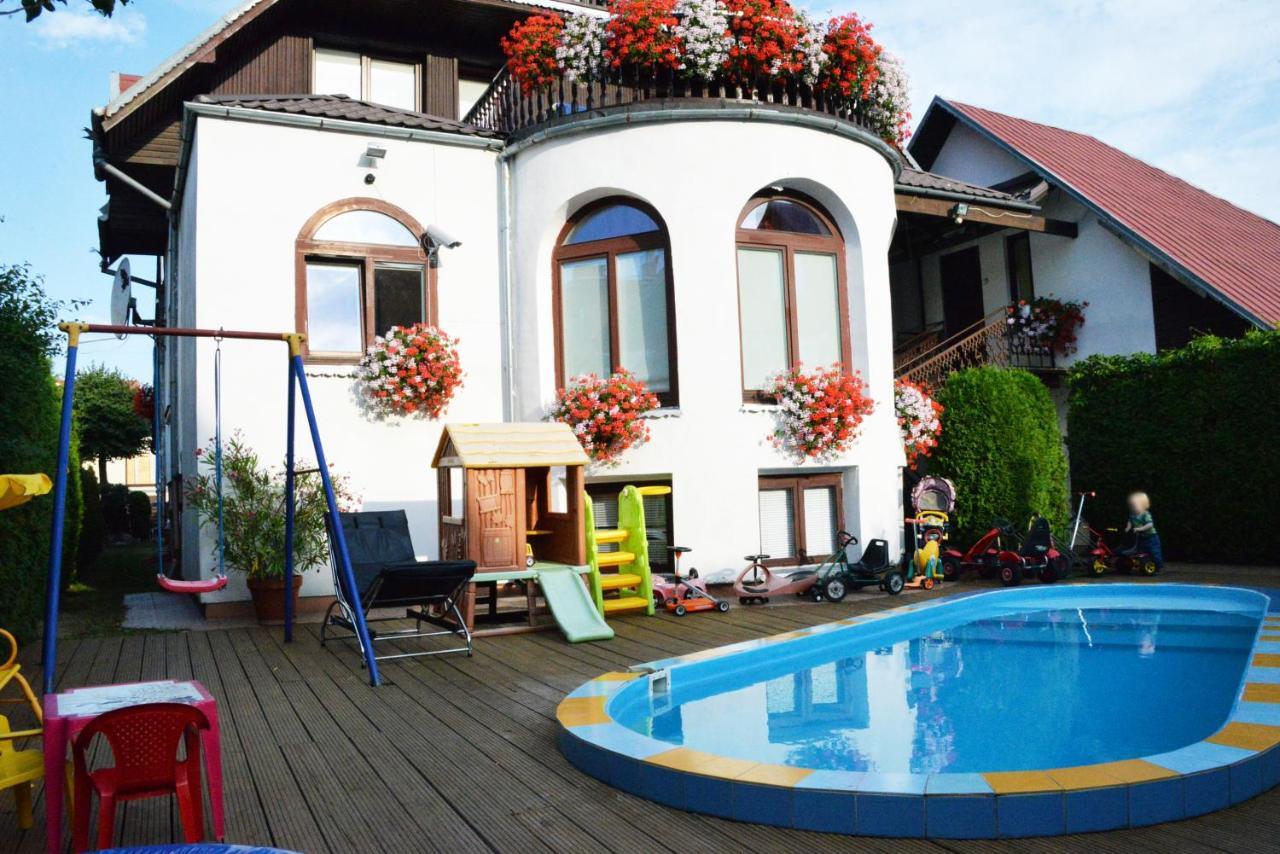 Po Kastonu & Spa Паланга Екстер'єр фото